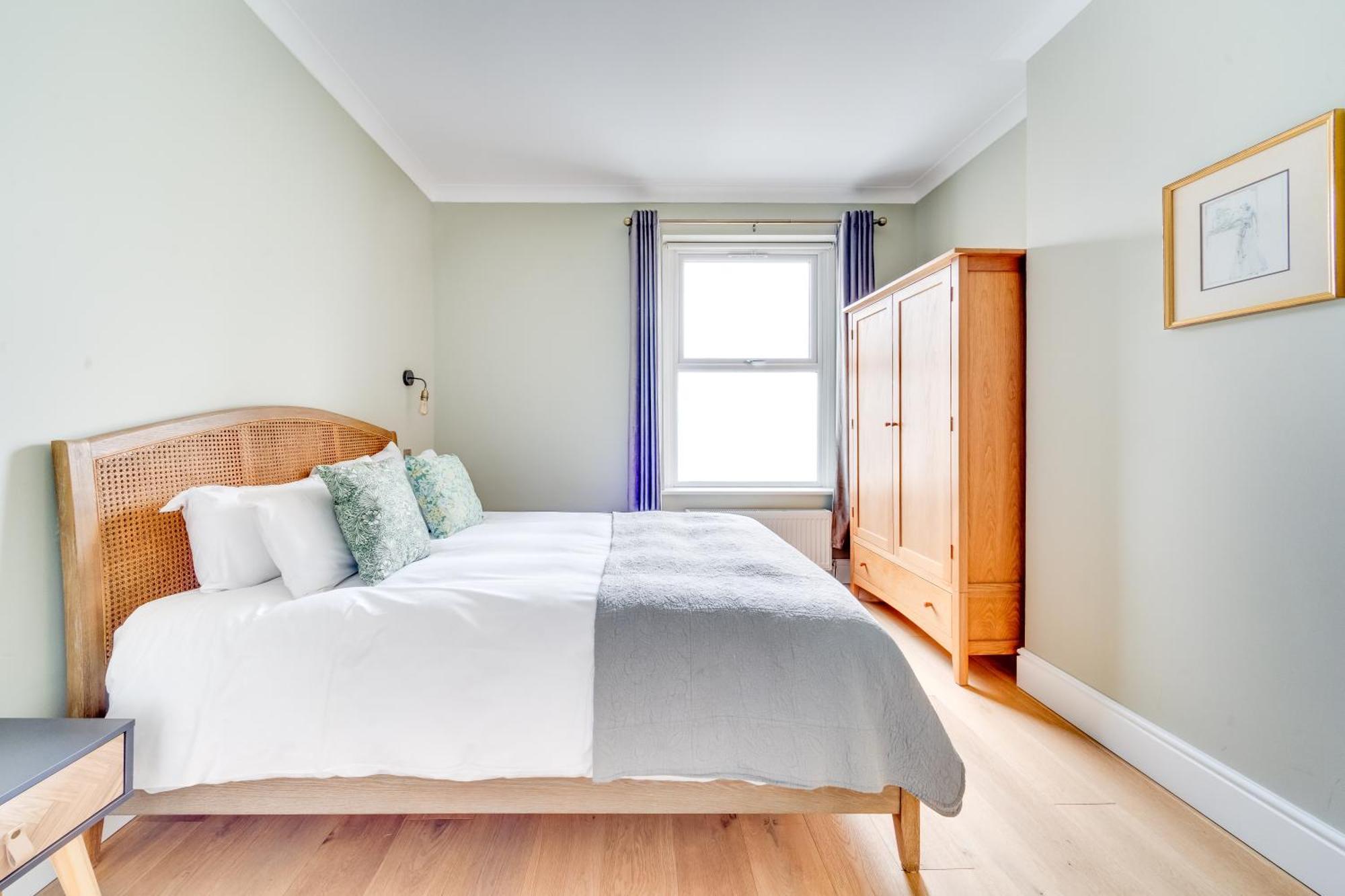 Charming Elegance At The Pontcanna Pearl - Prime Location With Comfort And Style Кардиф Екстериор снимка