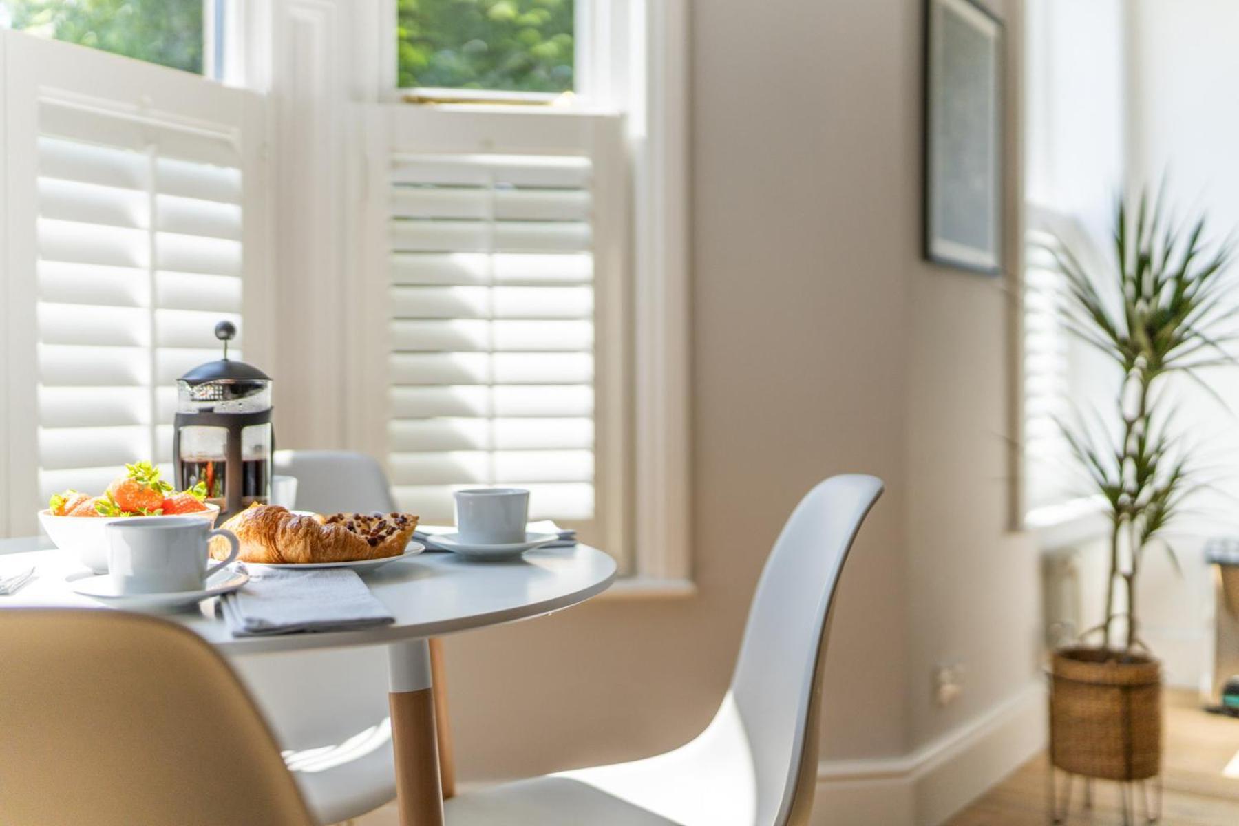 Charming Elegance At The Pontcanna Pearl - Prime Location With Comfort And Style Кардиф Екстериор снимка